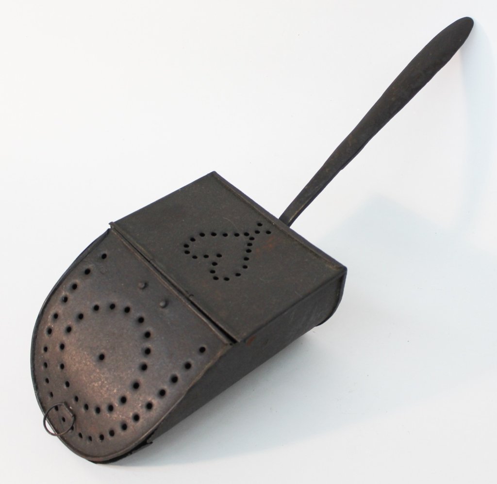 Early American Iron Hearth Cooking Tool (1 of 3)