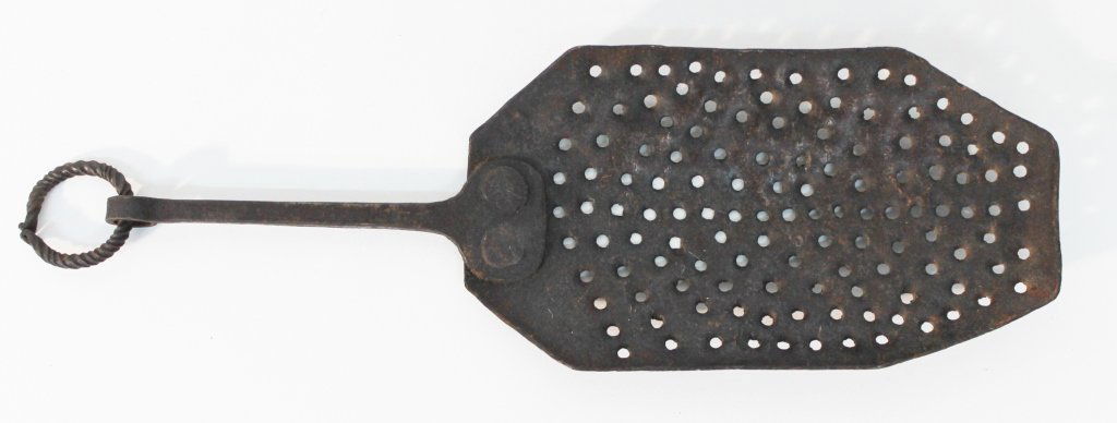 Unusual Early American Iron Ladle (1 of 2)