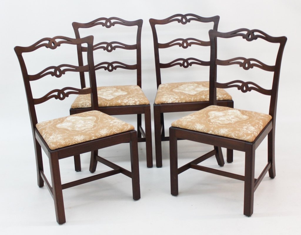 Set Four Chippendale Style Mahogany Chairs (1 of 1)