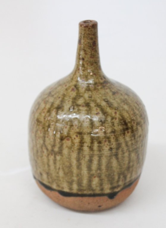 Southern Stoneware Seed Jug (1 of 2)