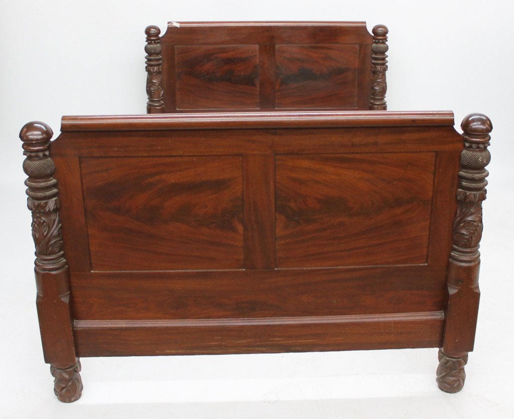 Fine American Classical Carved Mahogany Bed (1 of 3)