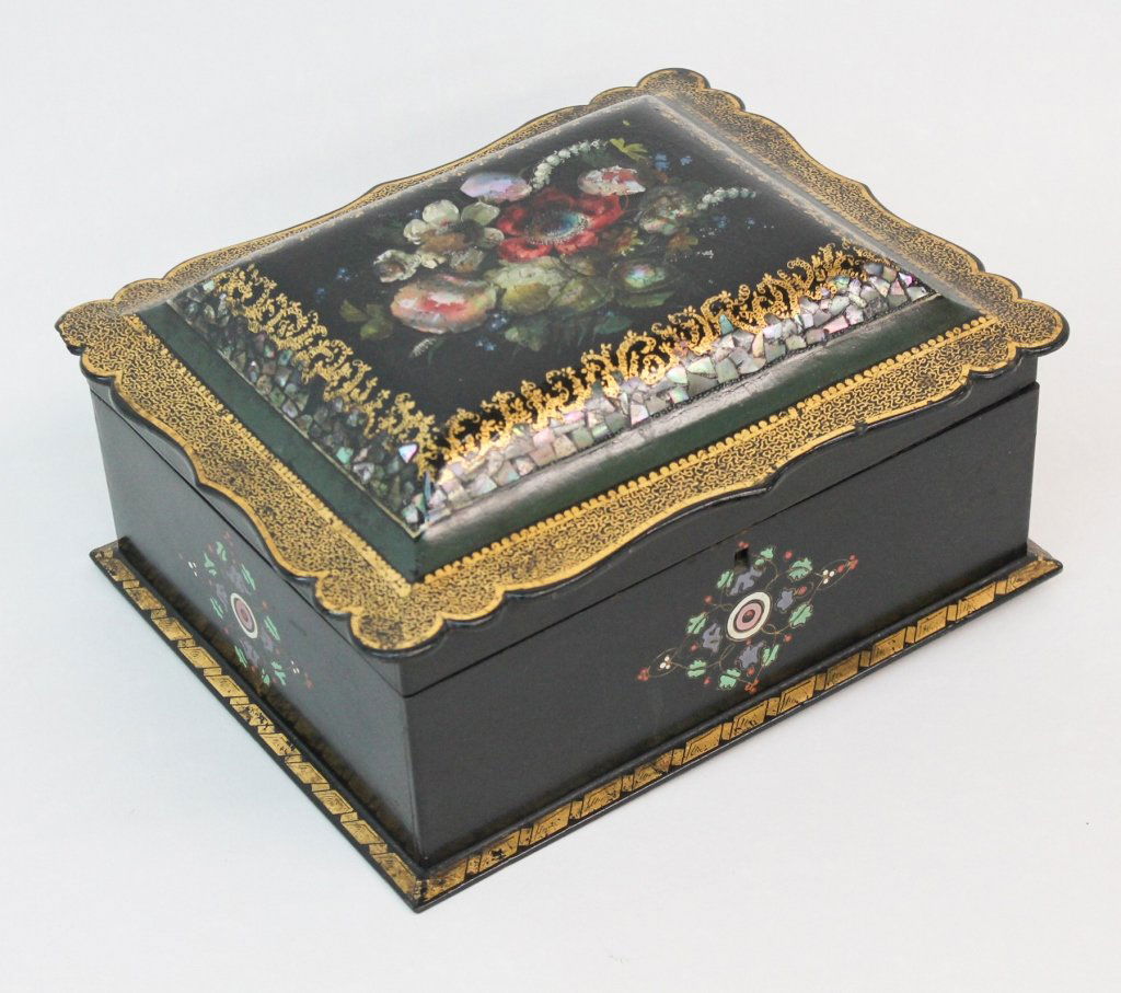 Antique Victorian Paper Mache Serving Box (1 of 2)