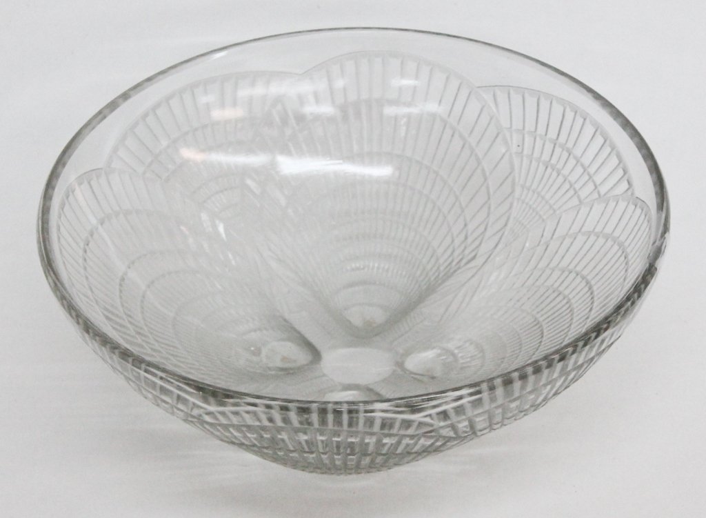 R. Lalique Art Deco Glass Bowl (1 of 2)