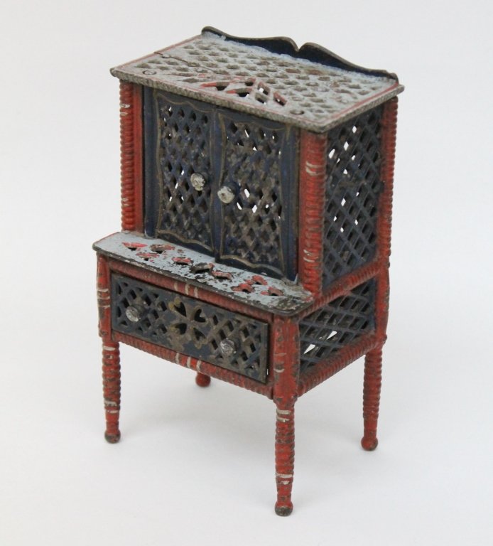 Antique Miniature Cast Iron Painted Stand (1 of 4)