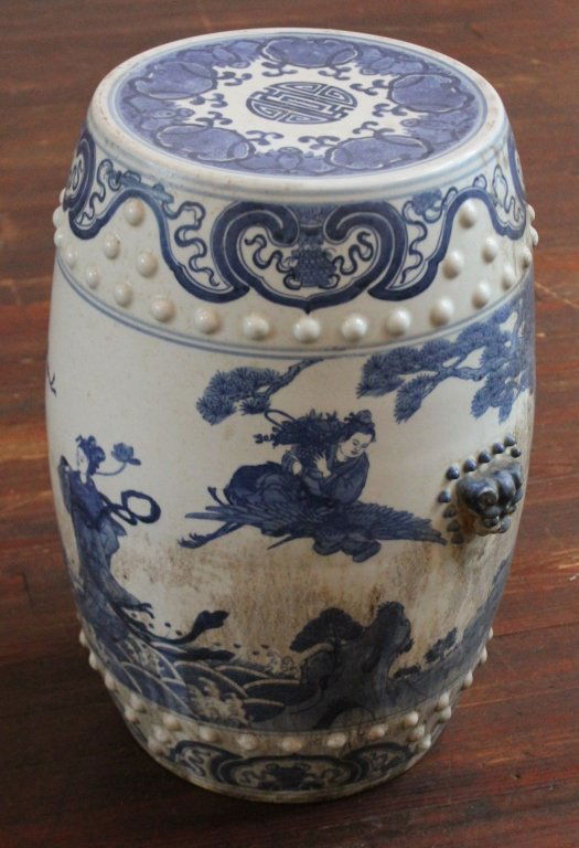 Vintage Chinese Ming Style Porcelain Garden Seat (1 of 1)