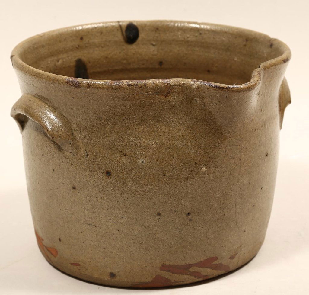 Large Southern Stoneware Batter Bowl (1 of 2)