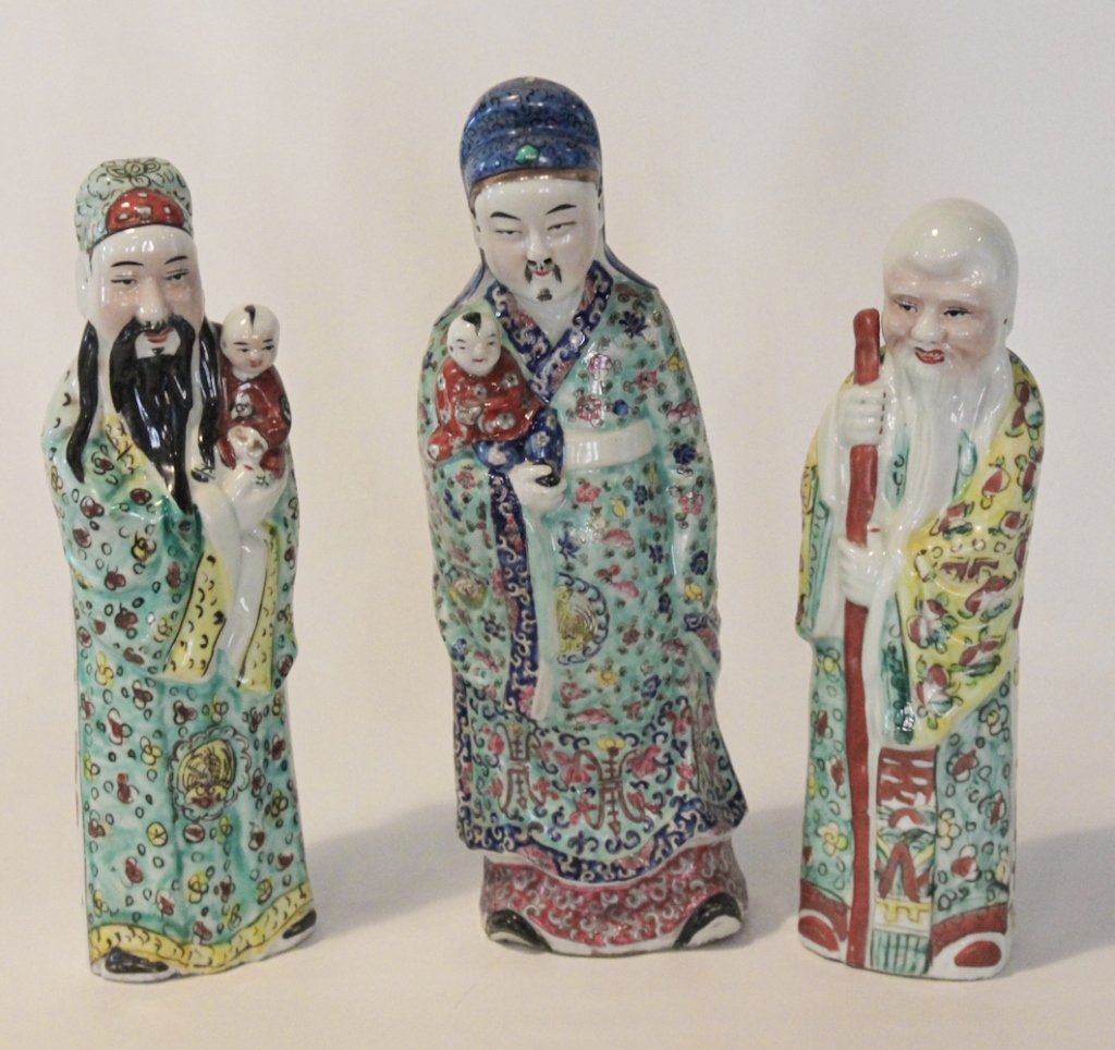Collection Vintage Chinese Figural Porcelain Piece (1 of 2)