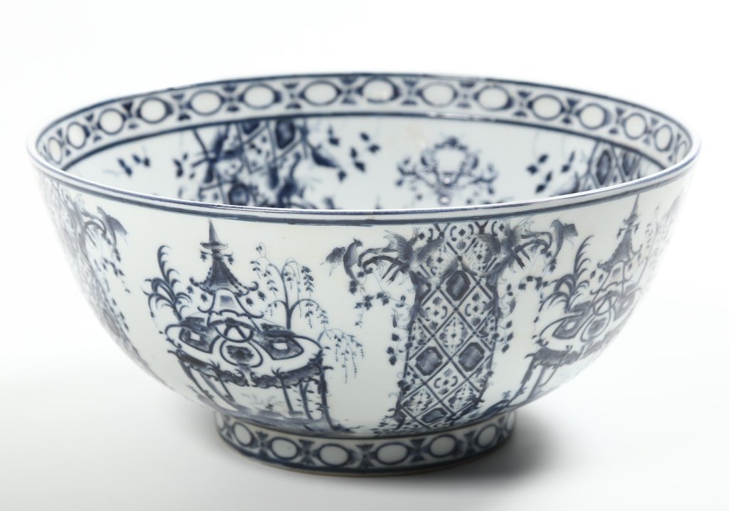 Antique Continental Porcelain Punch Bowl: probably British or French origin, 19th century, hand-painted porcelain bowl in the Chinese taste. H5 5/8" W12"