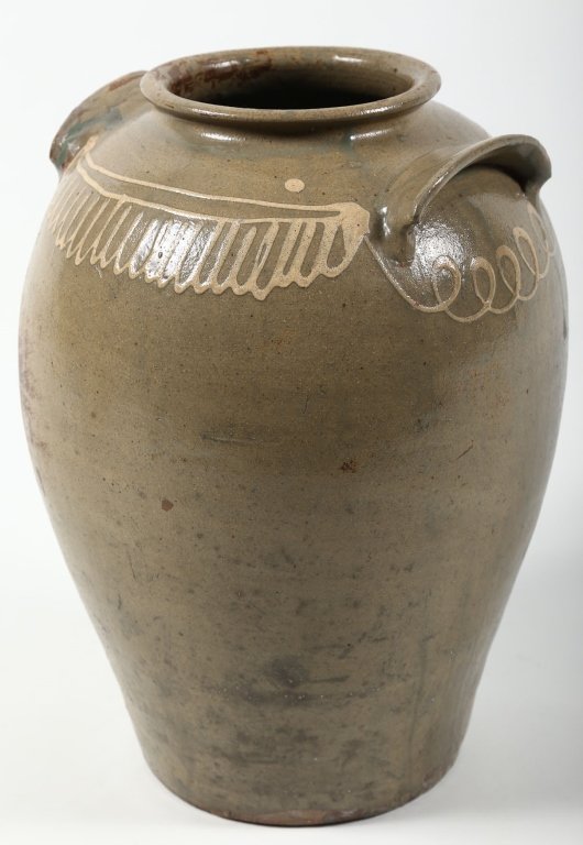 Southern Decorated Stoneware Storage Jar (1 of 2)