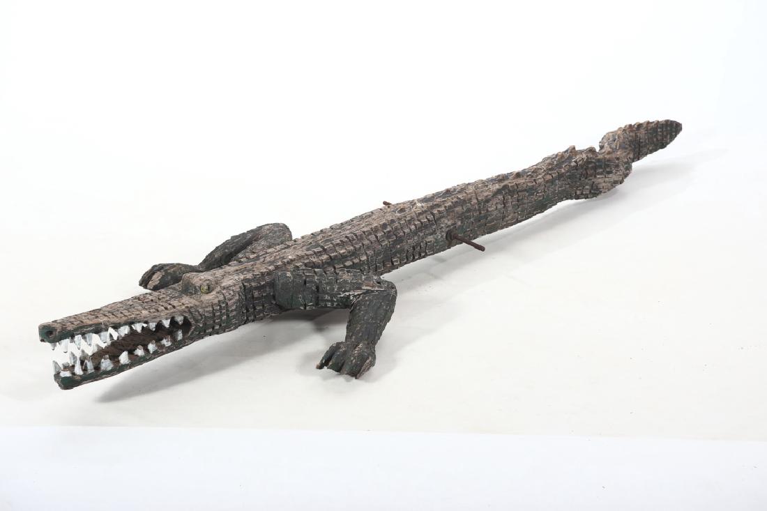 Vintage Life Size Folk Art Carved Alligator Figure (1 of 4)
