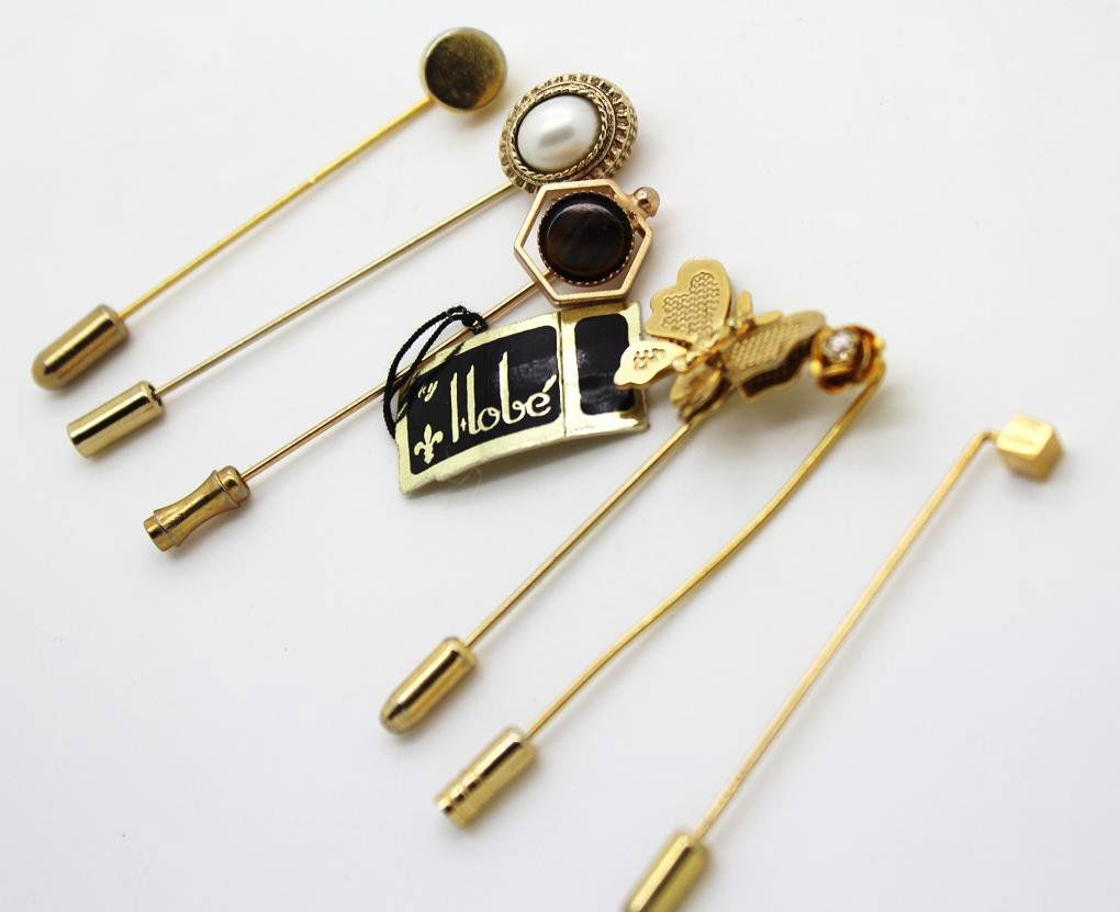 88: Vintage Lot of 6 Gold Hair Pins, Hobe, Sarah Covent: Unworn vintage hairpins. Hobe with tag, Sarah Coventry, butterfly, flower, circle & square