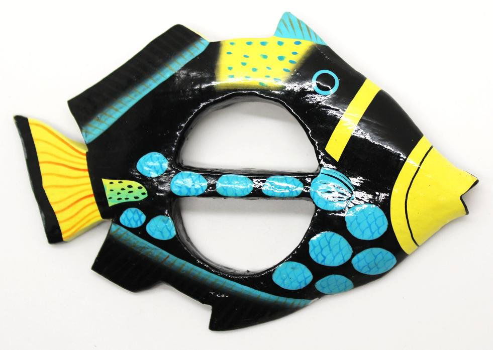 136: Vintage Large Wooden Fish Pin Brooch: Large wooden fish with cut out design in center. 5" x 3".