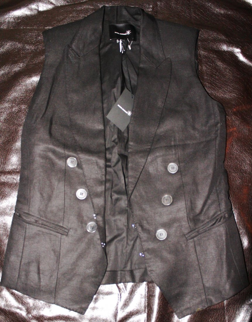 Isabel Marant Tevy Vest in Black, Brand New, EU Size 1: Authentic Isabel Marant Tevy Vest in Black New with tags EU Size 1