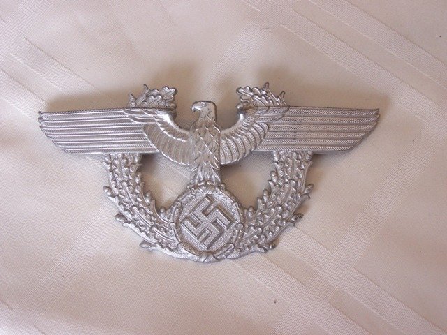 WW11 Nazi Police Hat Badge: Rare hat badge measures 6 1/4 X 3 1/4 in authentic