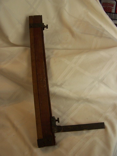 Heywood and Wakefield Chair Desk Measuring Tool: unique measuring devise Have not ever seen one of these before measures folded in 20 in long
