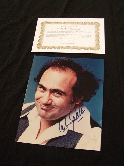 Danny De Vito Signed Photo: Authentic Signed 8 X 10 in photo with COA