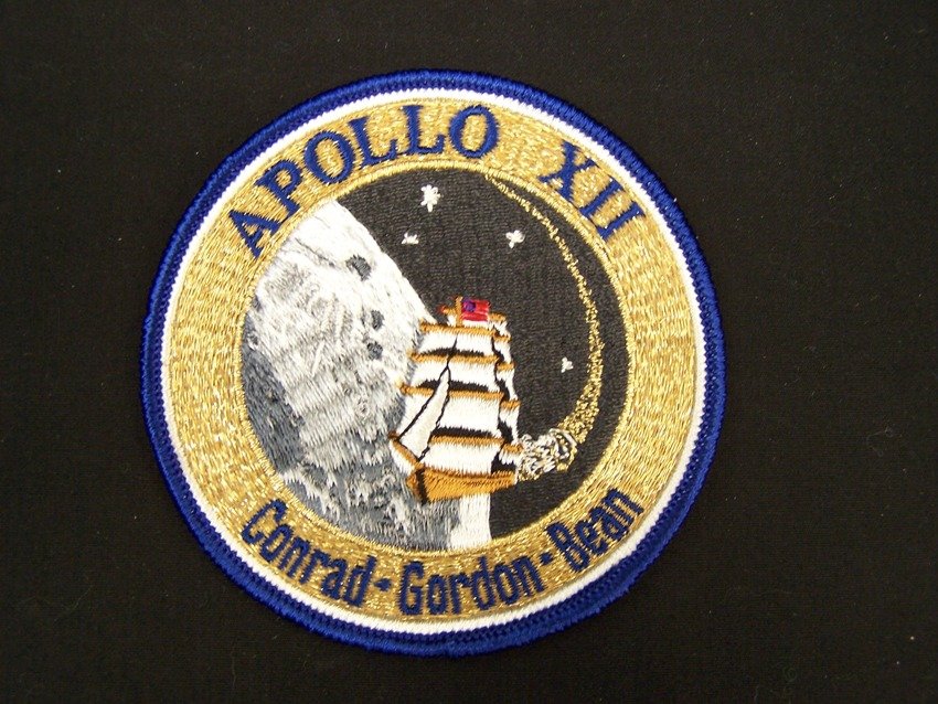 Uncommon Apollo 12 Cloth back Patch Lions Brothers: Nice clean patch original period made by Lions Brothers From the estate of a Joel H. Taft a 40 plus year veteran of Grumman Aerospace Corporation