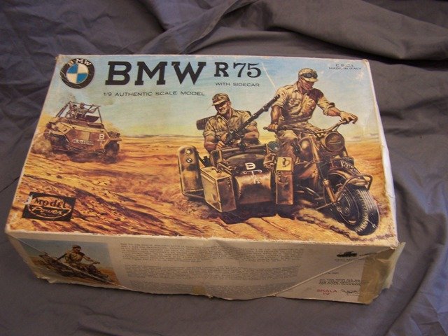 ESCI Italy 1/9 Scale Model Kit BMW R75 Motorcycle: Model in original box please see photos