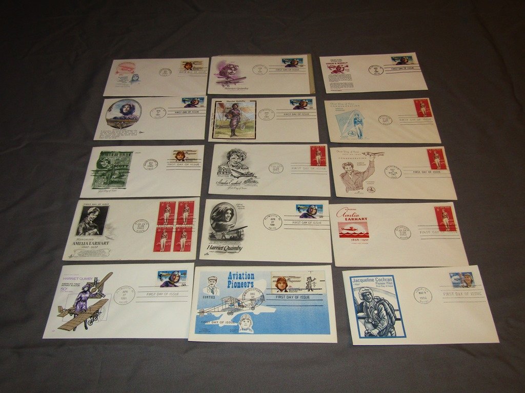 Amelia Earhart Women Plane Pilot First Day Cover: 15 stamp covers please see photos
