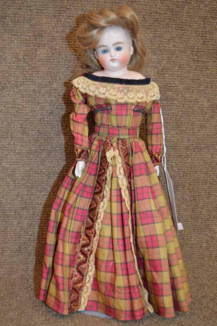 12 3/4" Bisque Turned Head KESTNER (1 of 2)