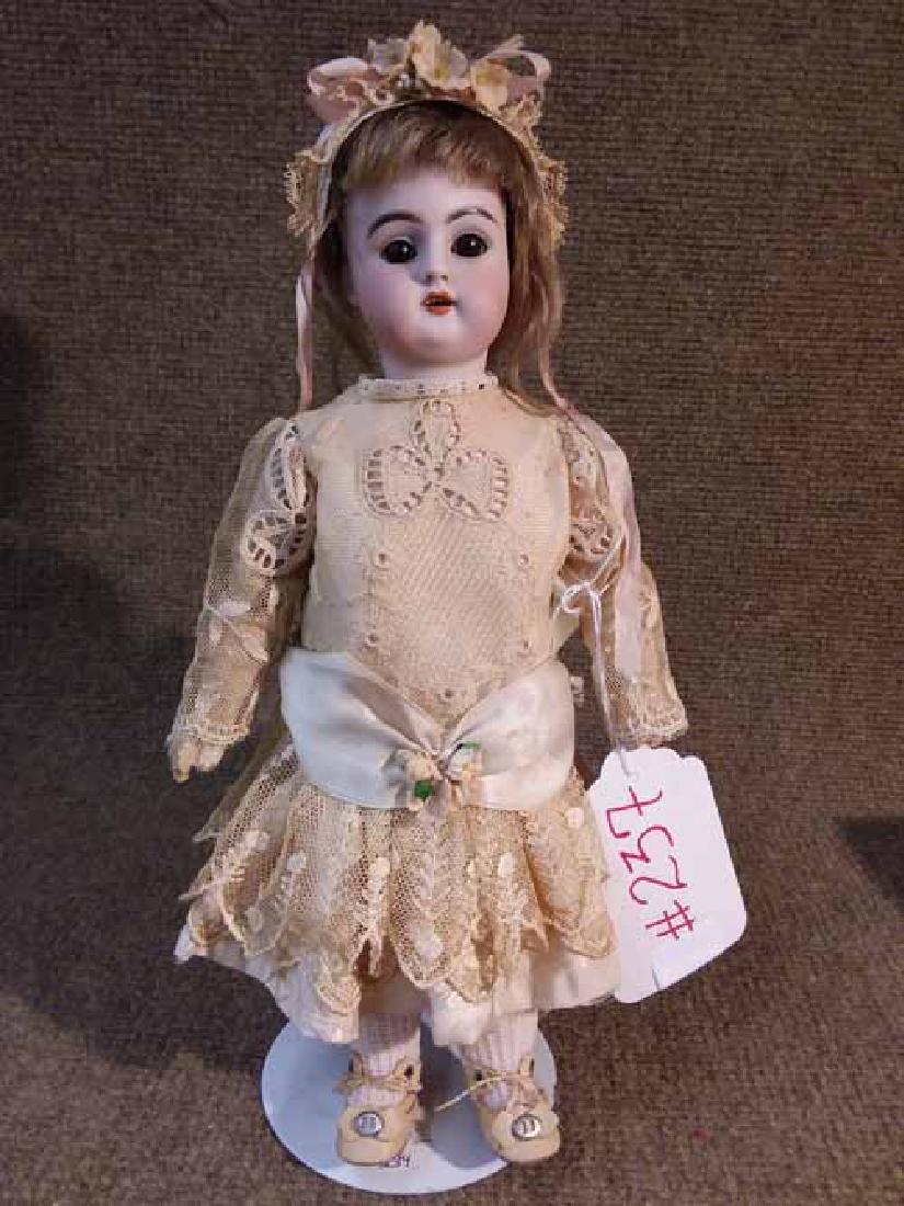 10 3/4" BISQUE SOCKET HEAD (1 of 3)