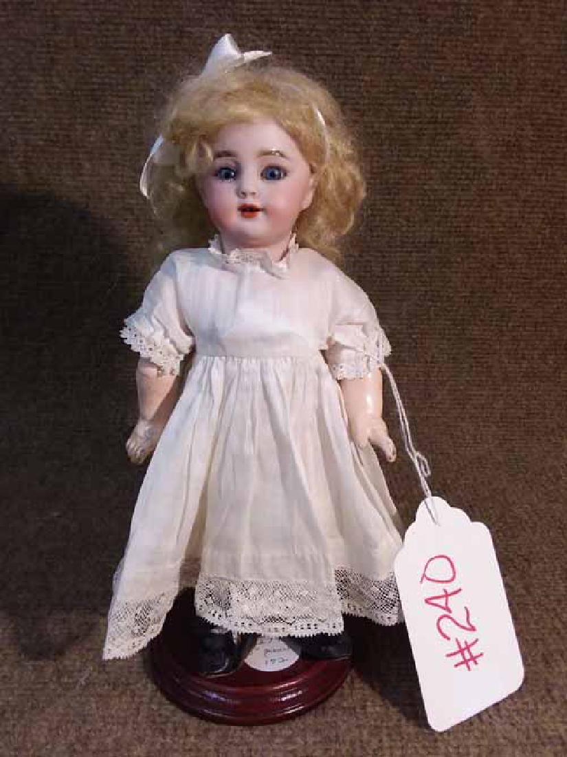 8 1/4" S&H 1279 BISQUE SOCKET HEAD: 8 1/4" S&H 1279 BISQUE SOCKET HEAD ON JTD STRAIGHT WRISTED COMPO BODY, BLONDE MOHAIR WIG W/BLUE SLEEP EYES, O/M W/2 UPPER TEETH, PIERCED EARS, WHITE COTTON LAWN & LACE TRIMMED DRESS & SLIP, VINTAGE WH