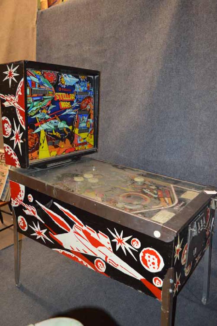 PIN BALL MACHINE (1 of 3)