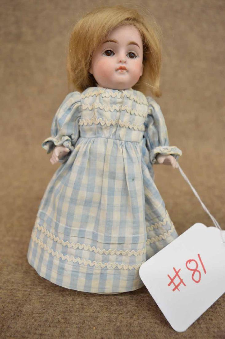 ALL BISQUE STIFF NECK (1 of 3)