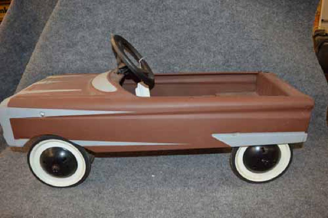 MURRAY PEDAL CAR (1 of 3)