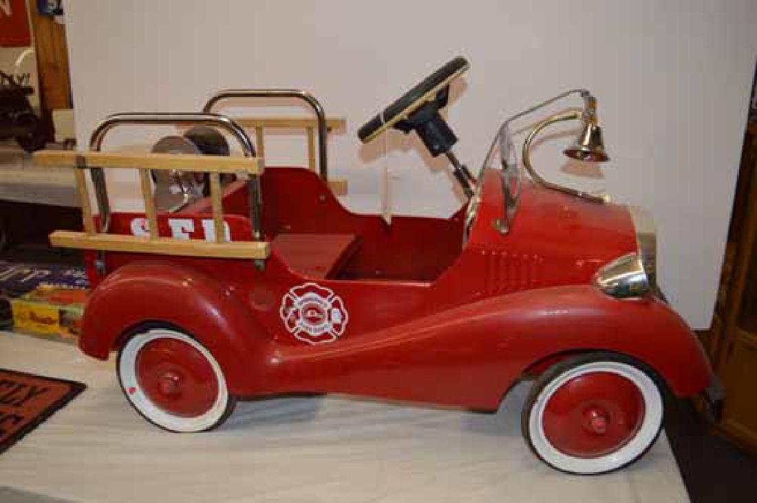 SPRINGFIELD FD PEDAL CAR: ALL METAL SPRINGFIELD FIRE DEPARTMENT PEDAL CAR
