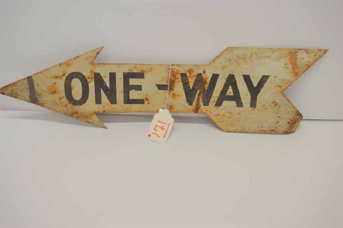 ONE WAY DOUBLE SIDED METAL ARROW SIGN (1 of 2)