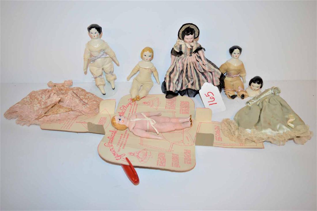(4) RUTH GIBBS TYPE DOLLS (1 of 8)