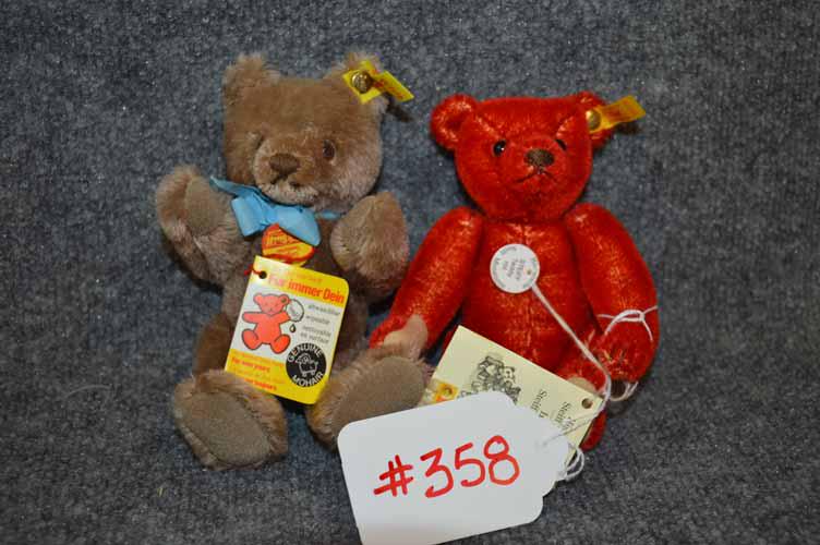 (2) MINI STEIFF BEARS (1 of 3)