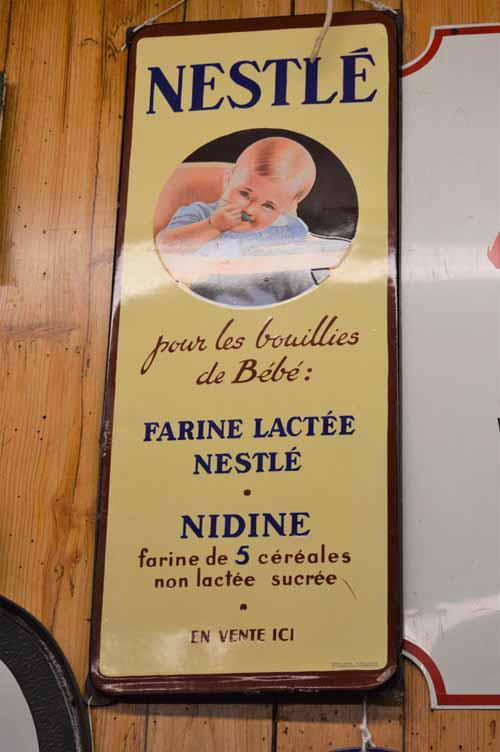 PORCELAIN NESTLE CEREAL FRENCH SIGN: PORCELAIN NESTLE CEREAL FRENCH SIGN 15" X 39"