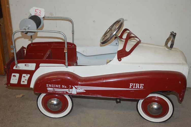 FIRE TRUCK PEDAL CAR (1 of 8)