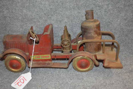 "OH BOY" FIRE ENGINE: "OH-BOY" METAL #135 FIRE ENGINE, MFG BY KIDDIES METAL TOYS INC, PLAINSFIELD, NJ