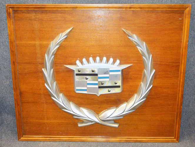 CADILLAC EMBLEM DEALER SIGN (1 of 1)