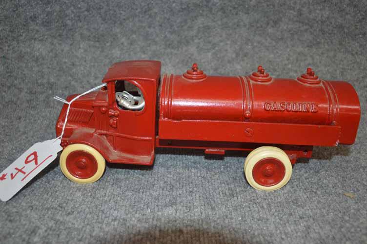 ARCADE GAS TANKER TRUCK: CAST IRON ARCADE TOY GASOLINE TANKER TRUCK