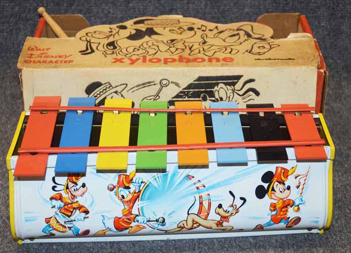 DISNEY XYLOPHONE: WALT DISNEY #135 TIN XYLOPHONE IN ORIGINAL BOX