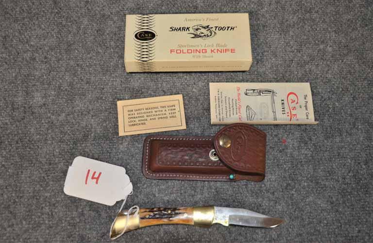 CASE XX KNIFE: CASE XX SHARK TOOTH FOLDING LOCK BACK KNIFE WITH STAG HANDLE #5197 - 8 1/4" LONG - WITH LEATHER SHEATH AND ORIGINAL BOX