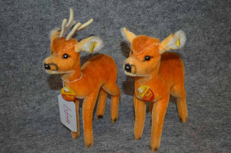 (2) STEIFF DEER (1 of 4)