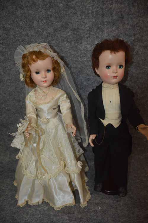 BRIDE AND GROOM DOLLS (1 of 4)