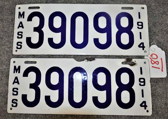 PORCELAIN 1914 MASS LICENSE PLATES (1 of 2)