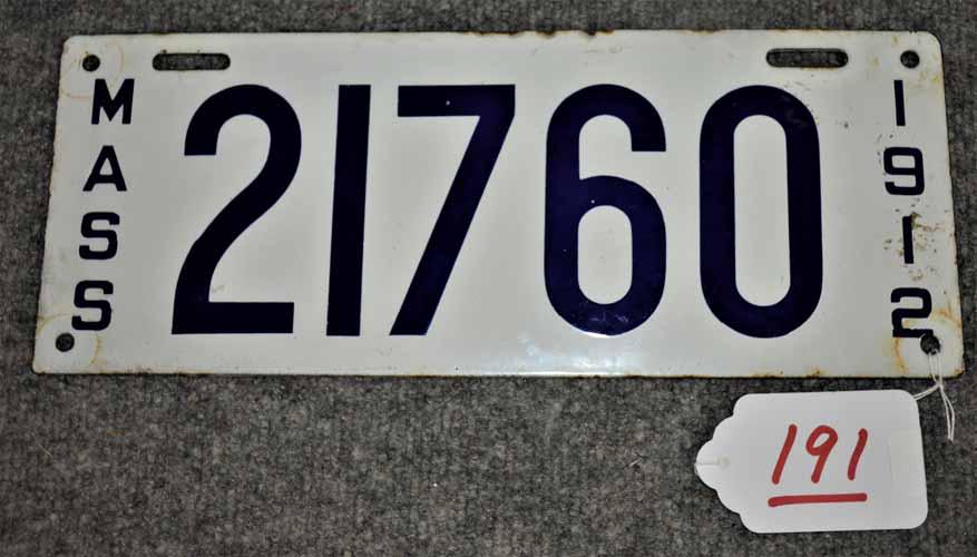 1912 PORCELAIN MASS LICENSE PLATE (1 of 3)