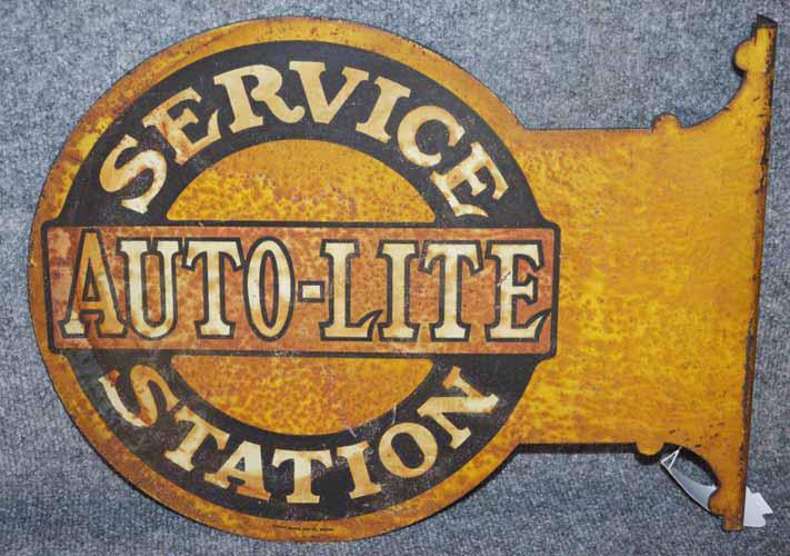 AUTO LITE SERVICE STATION TIN FLANGE SIGN (1 of 4)