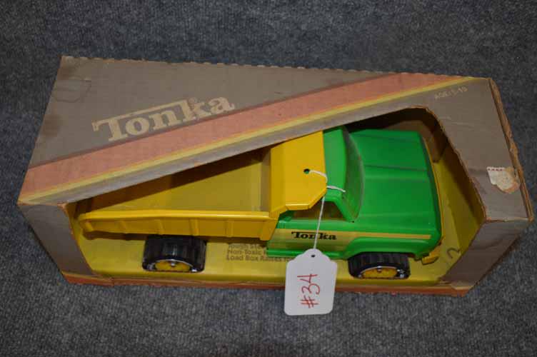 TONKA DUMP TRUCK (1 of 4)