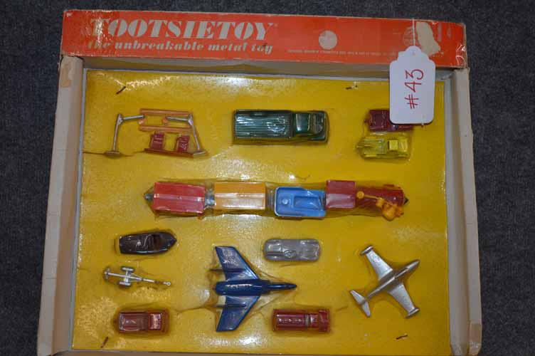TOOTSIETOY BLISTER PACK: TOOTSIETOY MULTI VEHICLE LAND-AIR-WATER, 1970'S ORIG BLISTER PACK