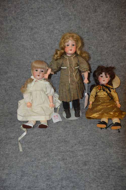 GERMAN BISQUE HEAD DOLLS (1 of 4)
