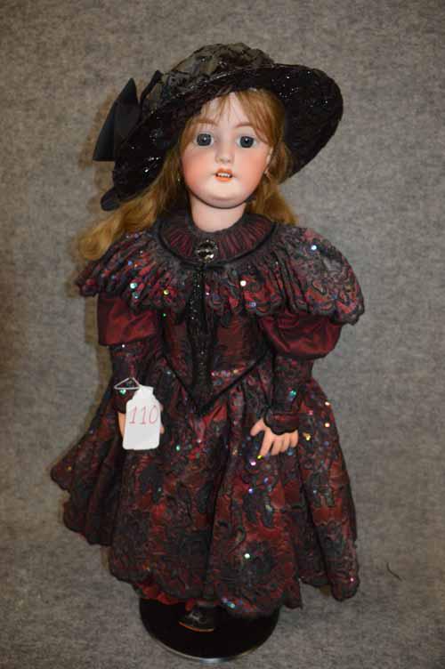 34" HALBIG S&H 1079 (1 of 2)