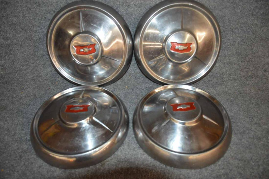 CHEVY HUBCAPS (1 of 2)